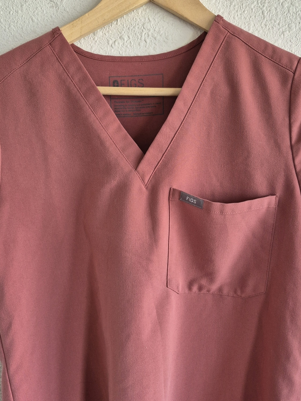 FIGS Women’s Scrub Set Mauve Catarina Top Zamora Joggers Limited Edition Size S - Picture 5 of 16